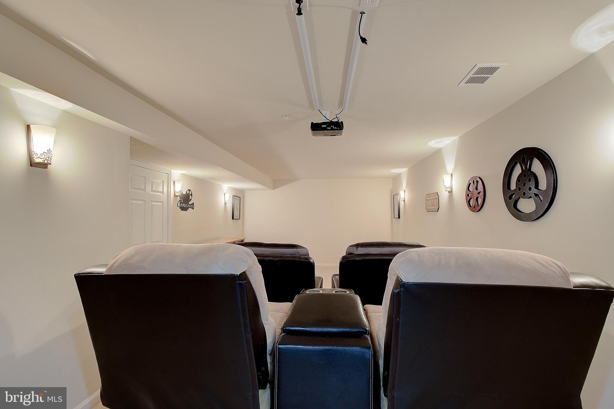 MARLBORO RIDING-PLAT 1> - Residential