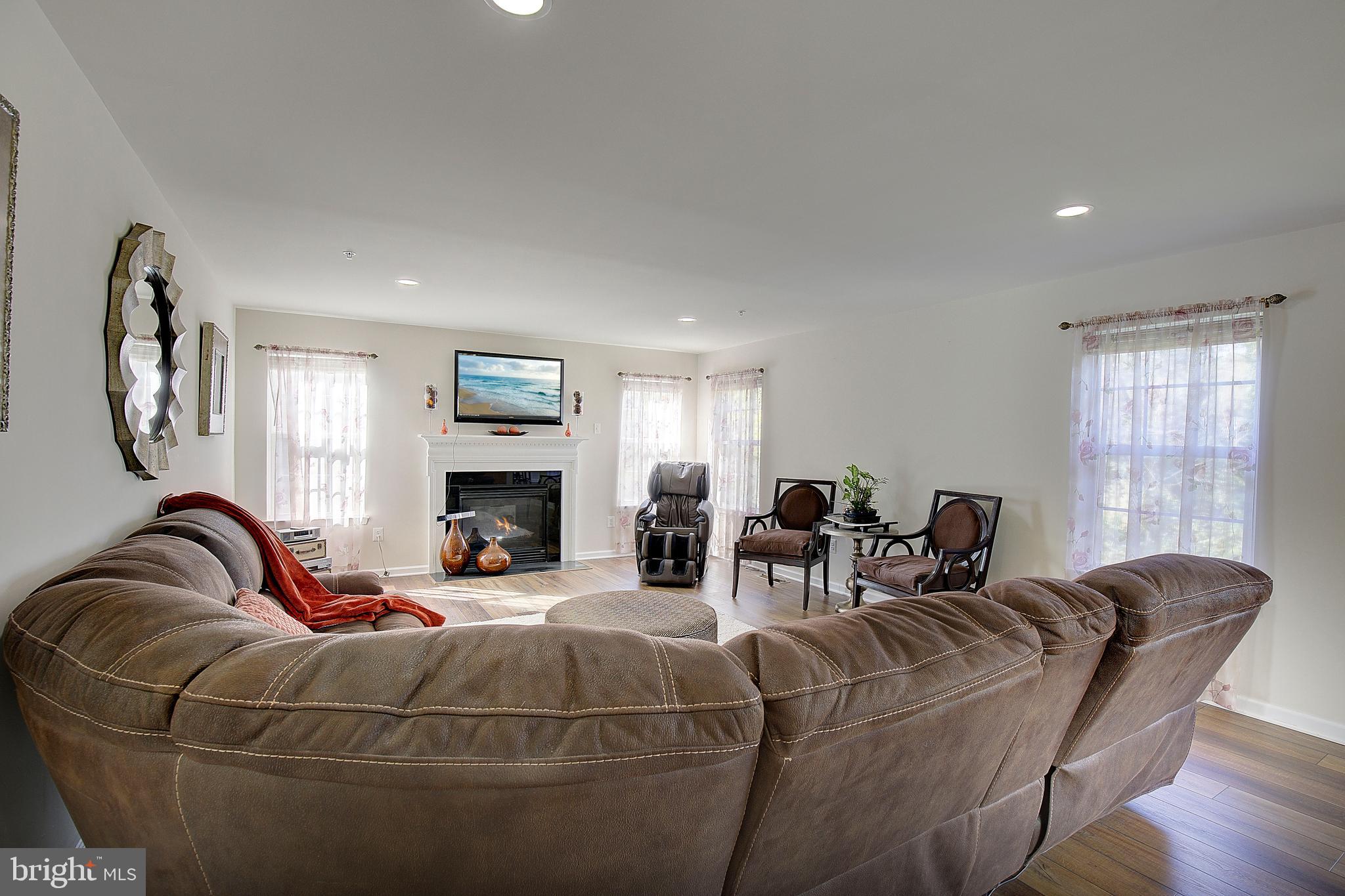 MARLBORO RIDING-PLAT 1> - Residential