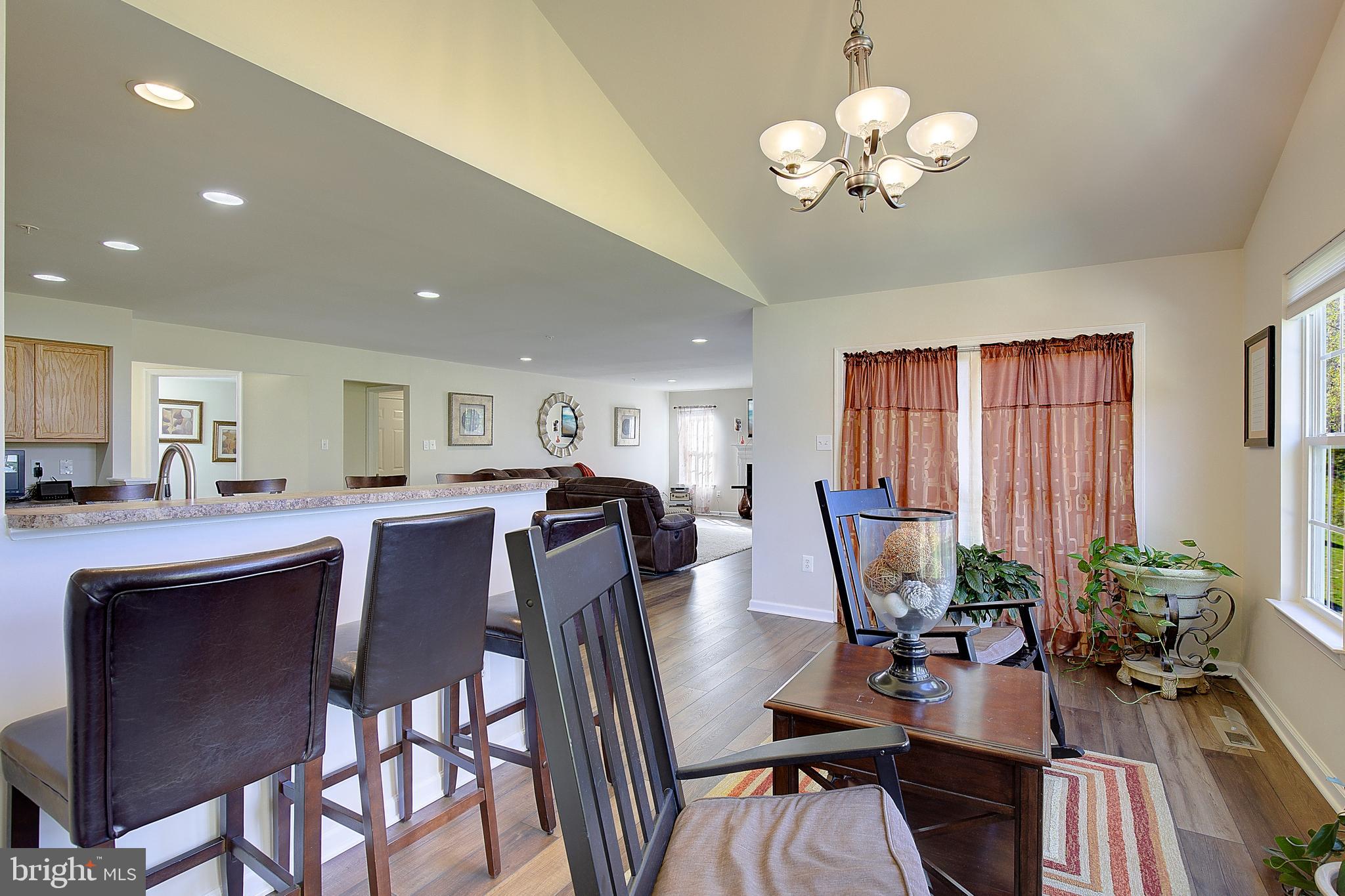 MARLBORO RIDING-PLAT 1> - Residential