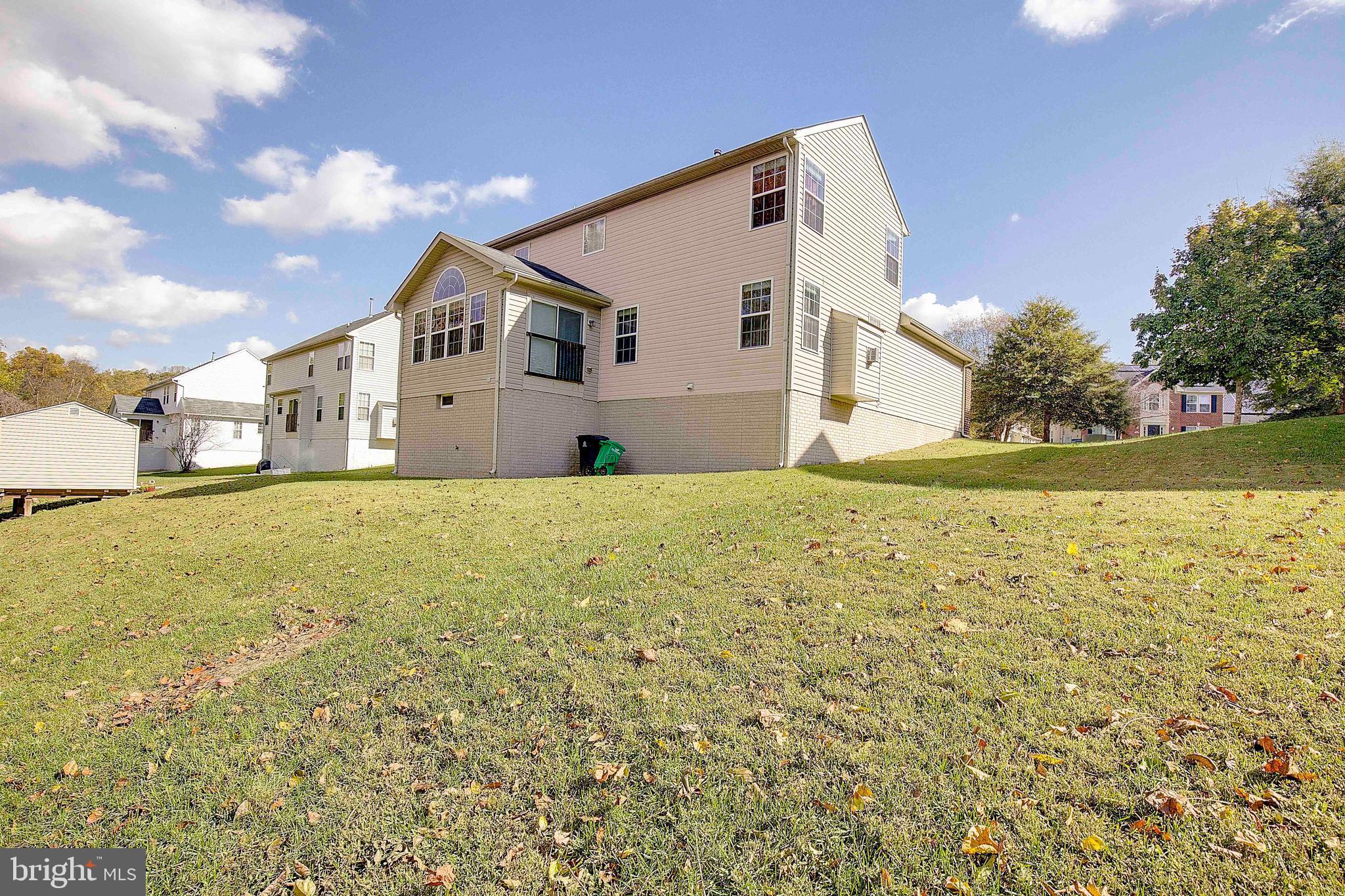 MARLBORO RIDING-PLAT 1> - Residential