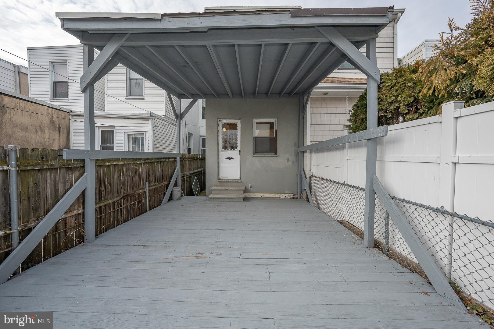 PORT RICHMOND - Residential