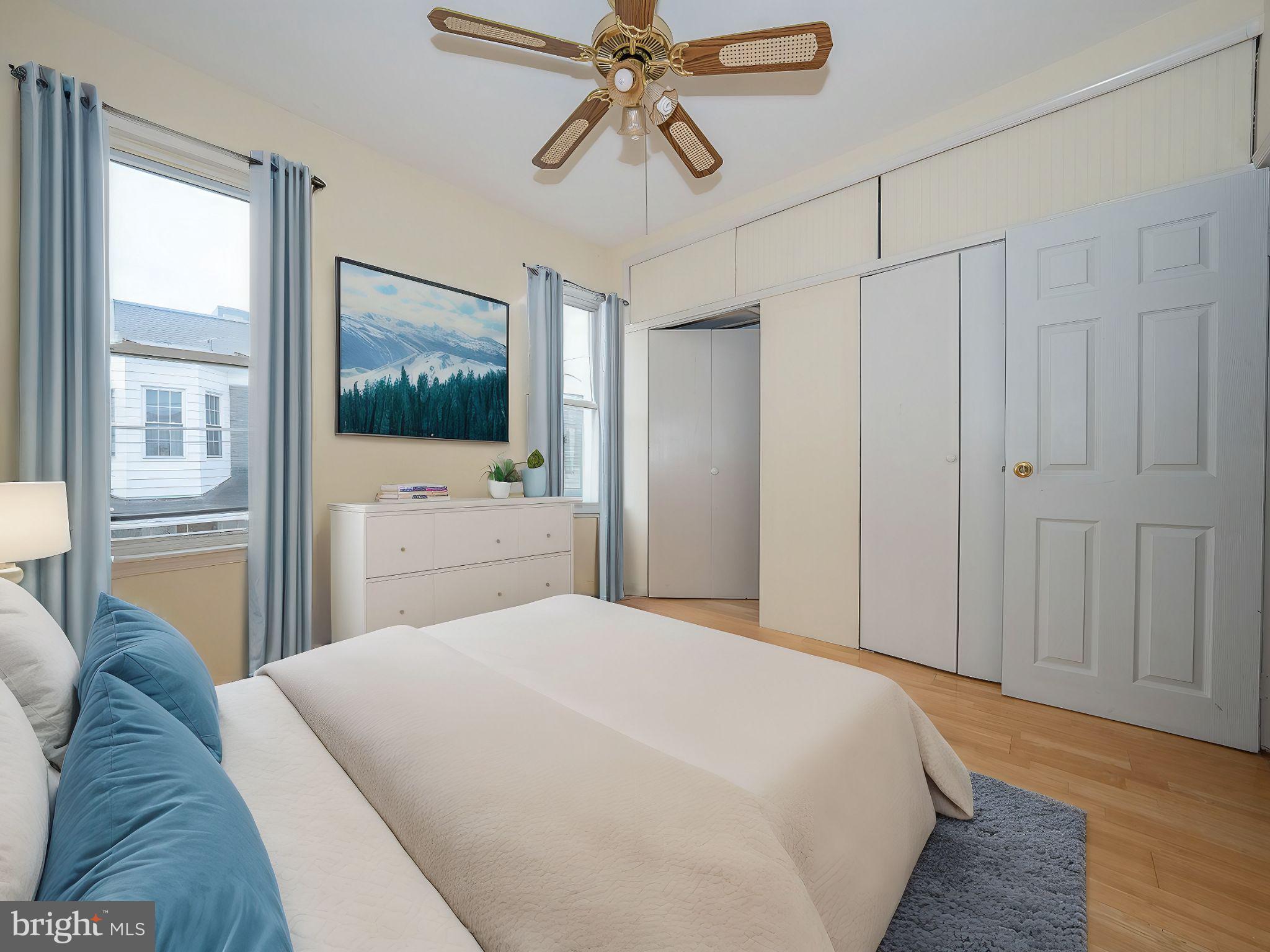 PORT RICHMOND - Residential