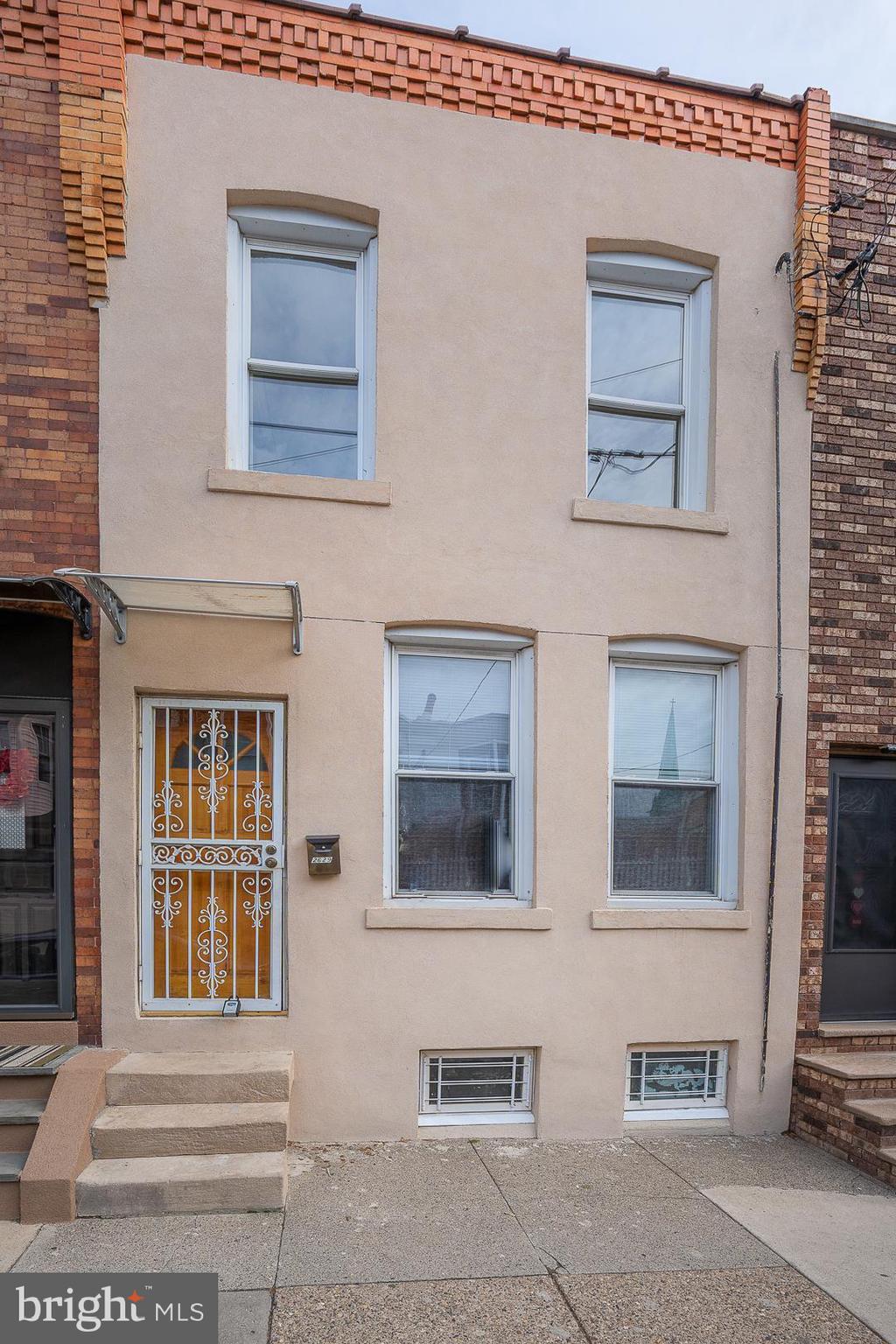 PORT RICHMOND - Residential