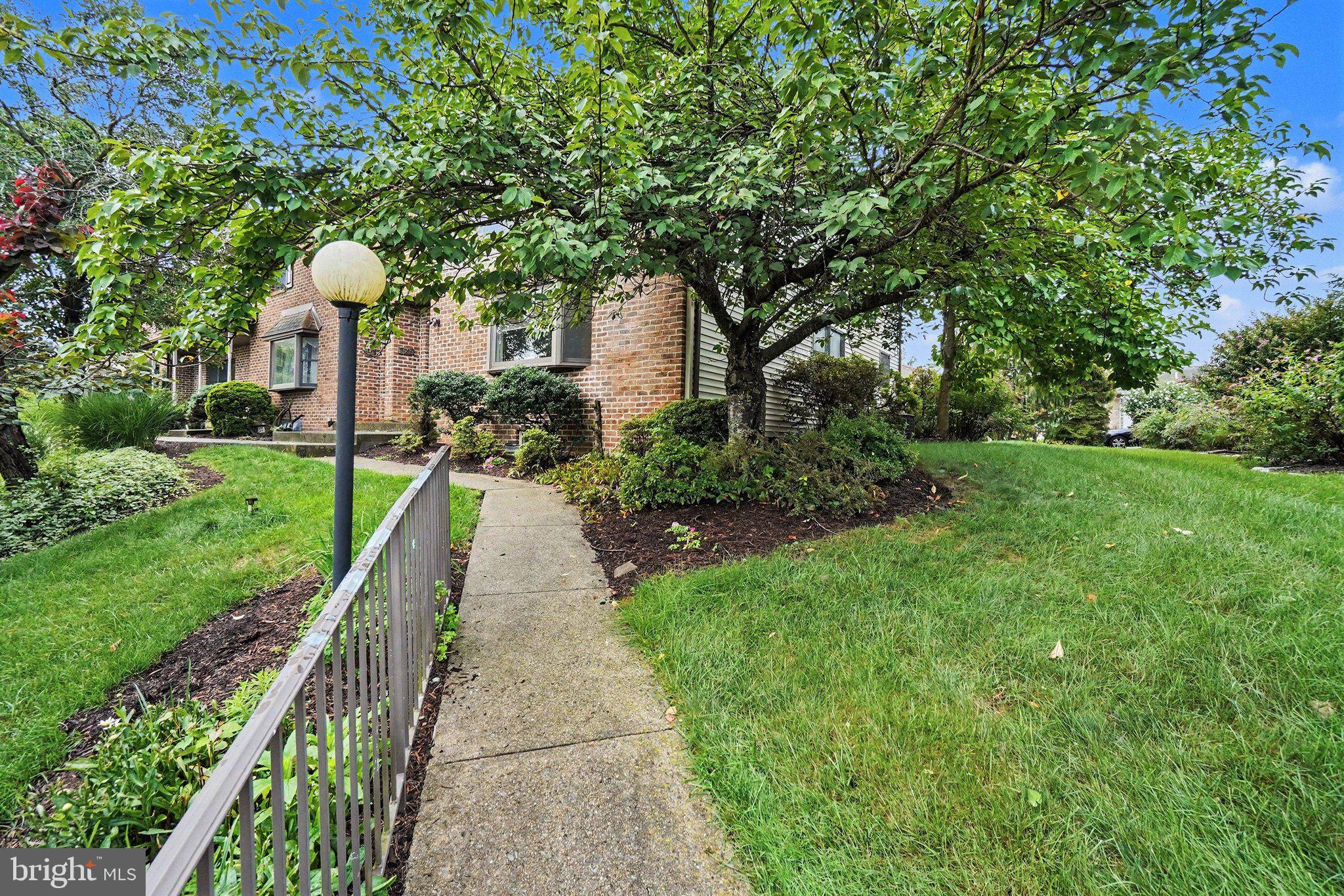 3833 N SARAYO CIRCLE