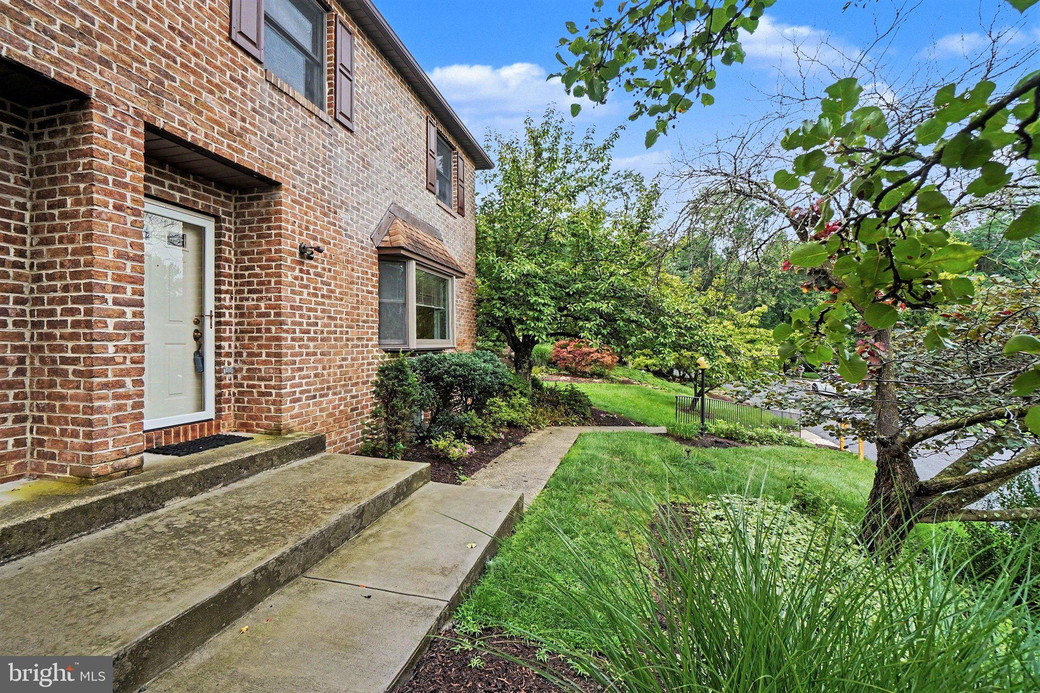 3833 N SARAYO CIRCLE