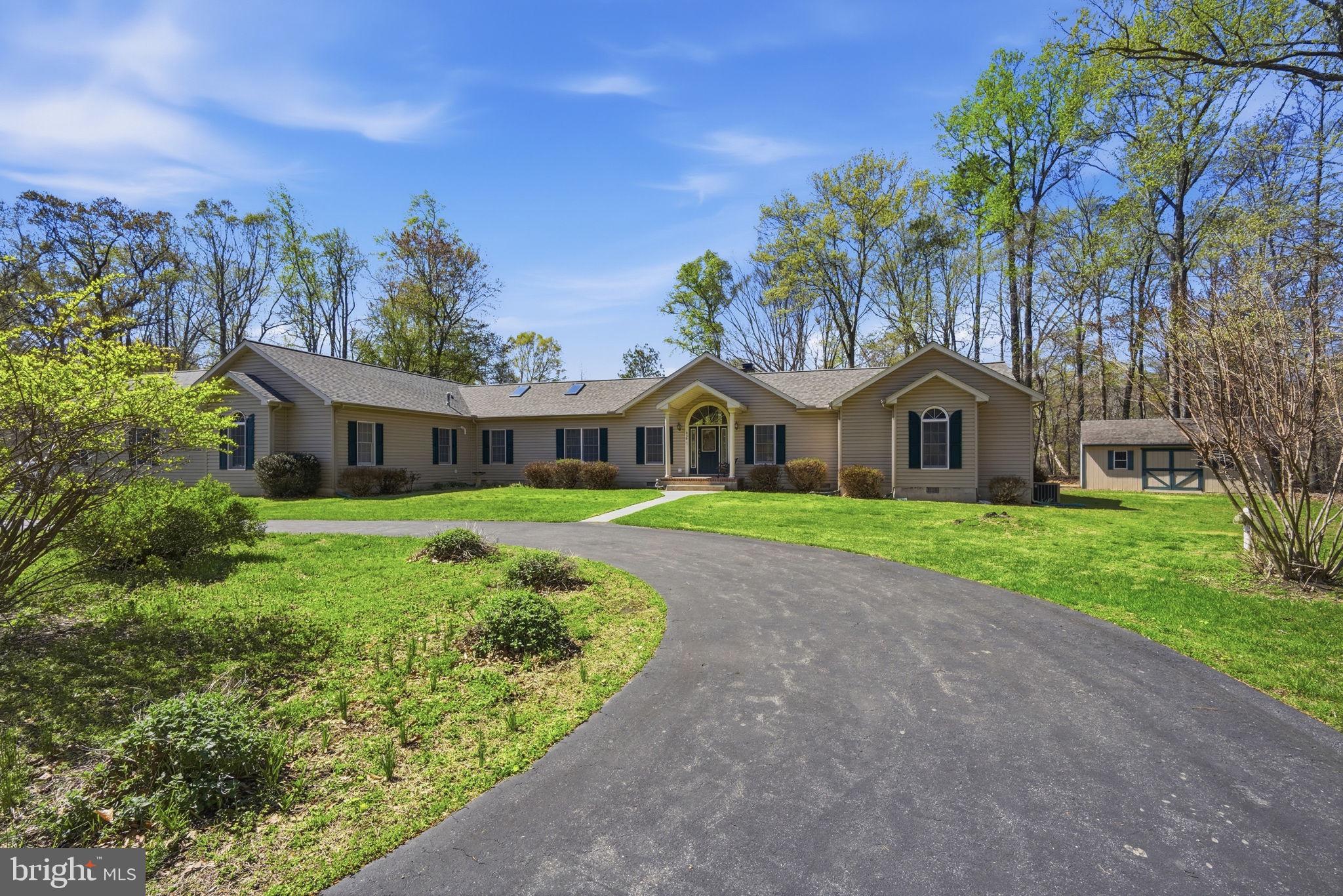 CENTREVILLE - Residential