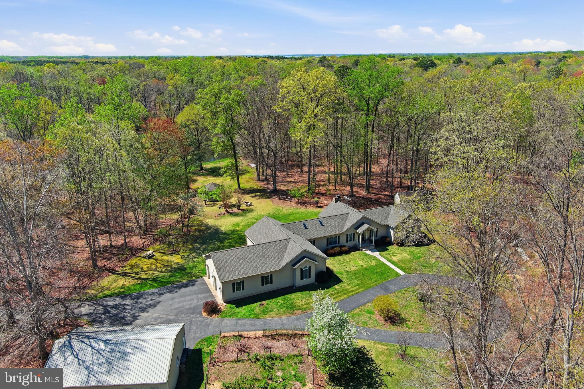 CENTREVILLE - Residential