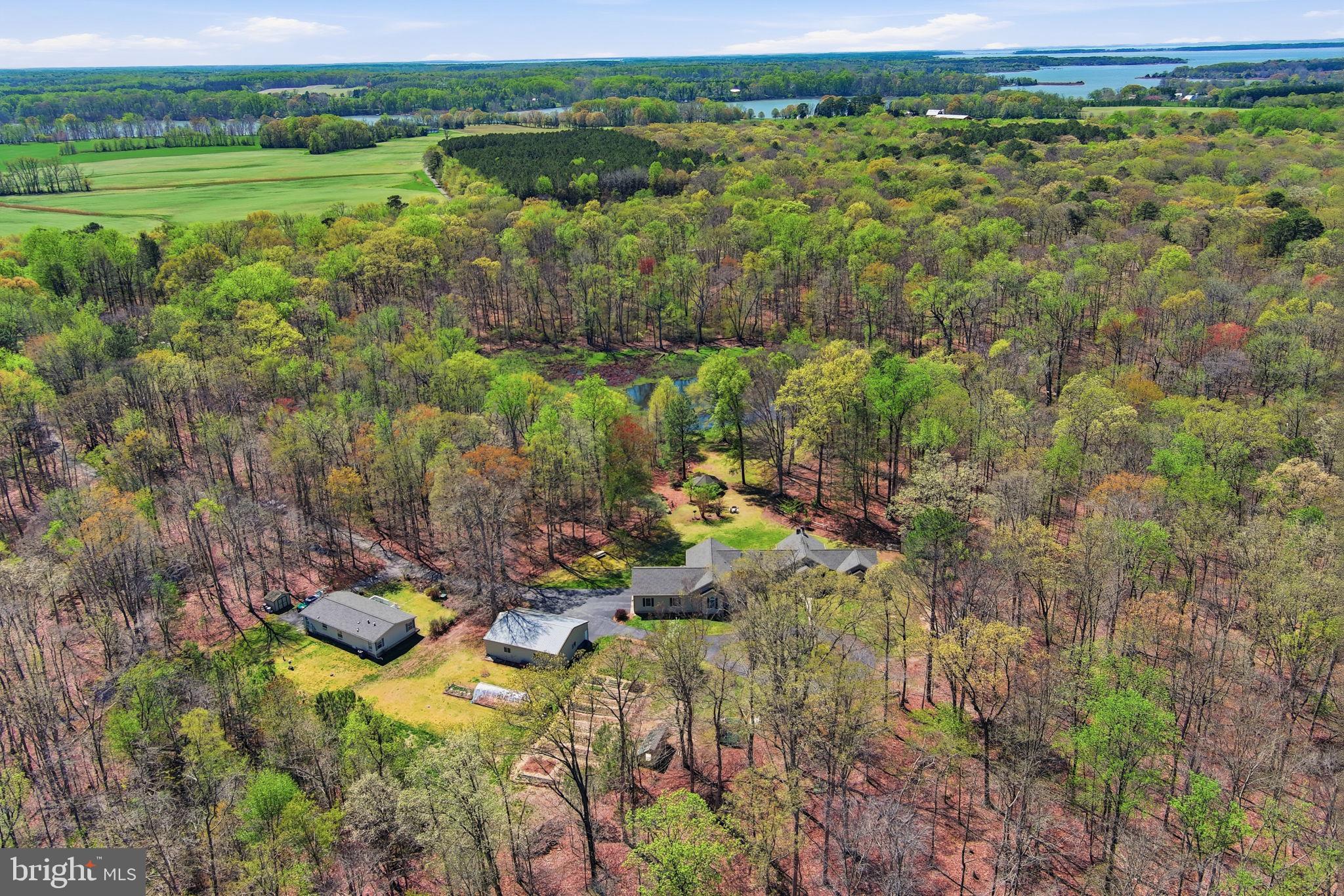 CENTREVILLE - Residential