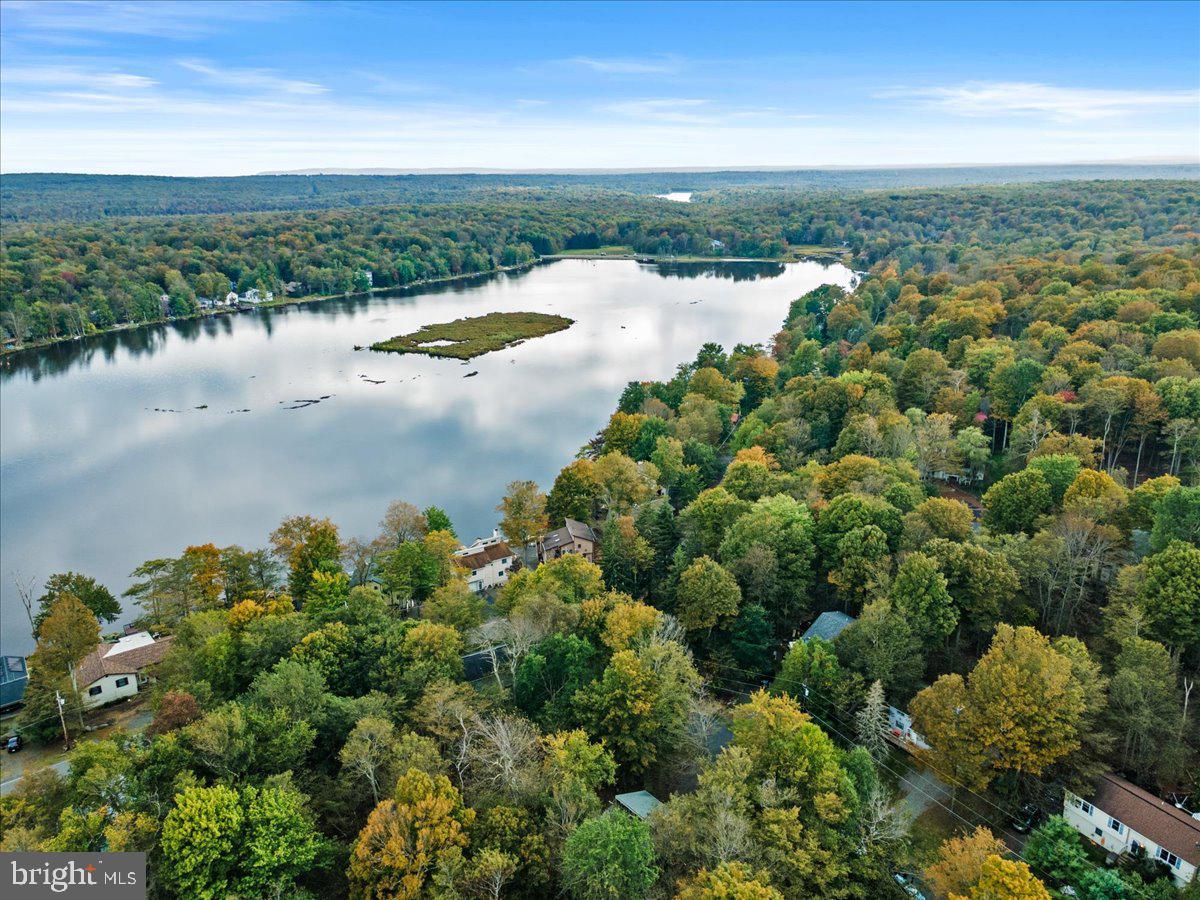 POCONO COUNTRY PLACE - Residential