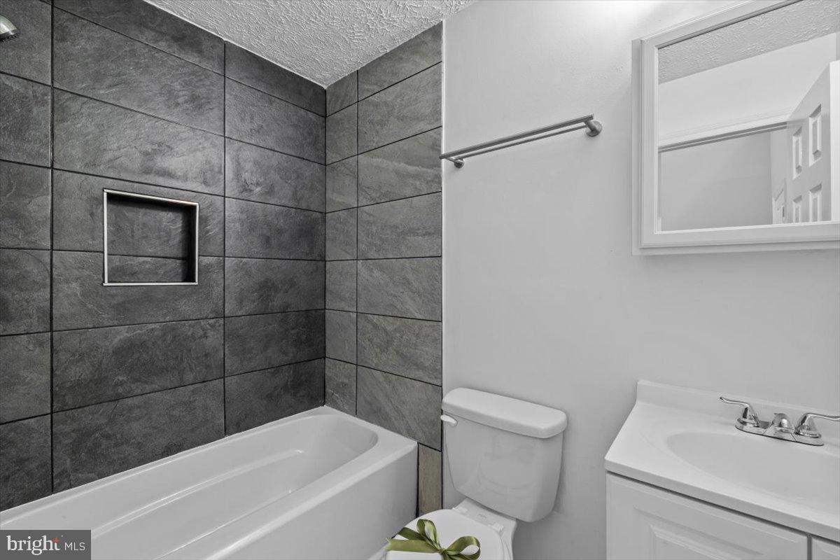 POCONO COUNTRY PLACE - Residential