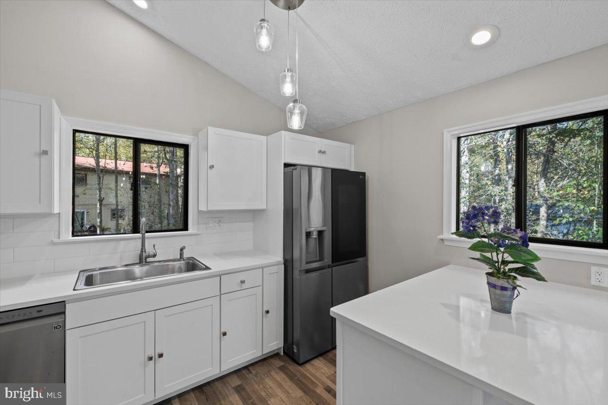 POCONO COUNTRY PLACE - Residential