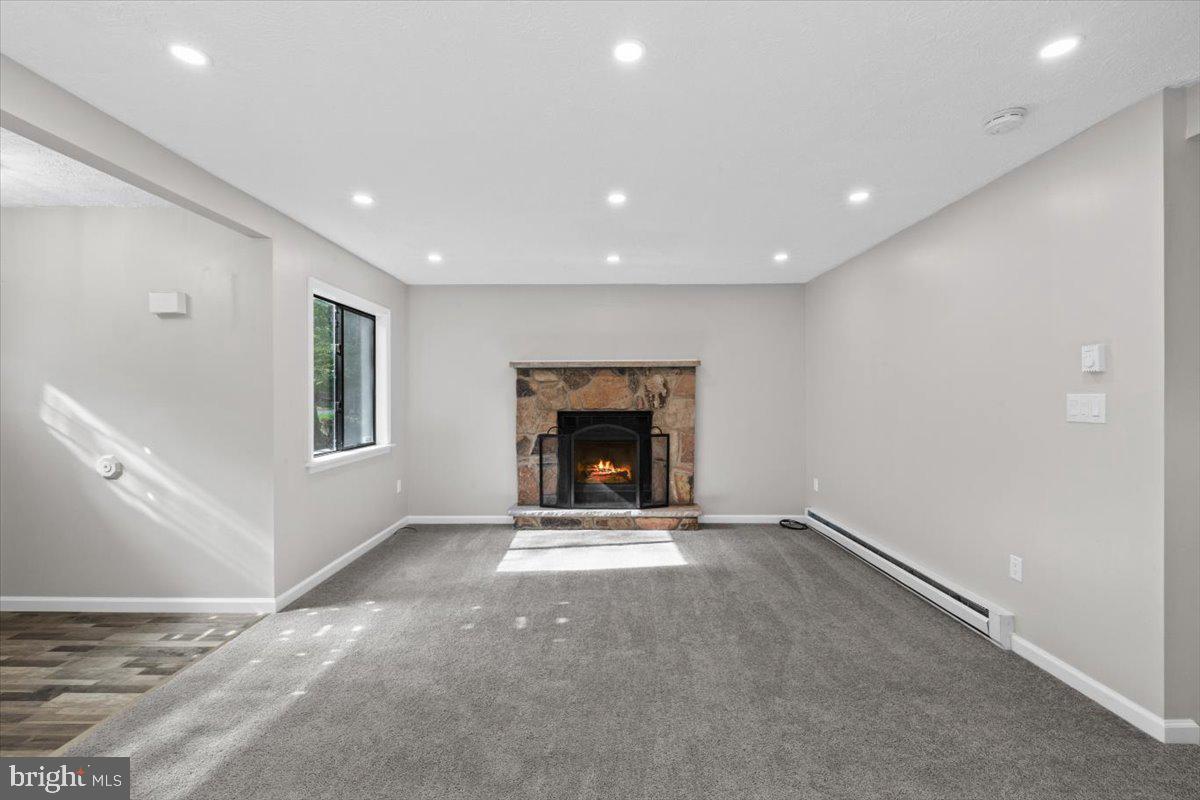 POCONO COUNTRY PLACE - Residential