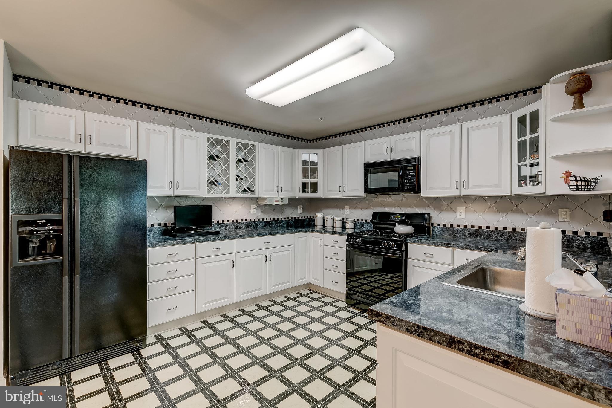 GREY ROCK FLATS - Residential