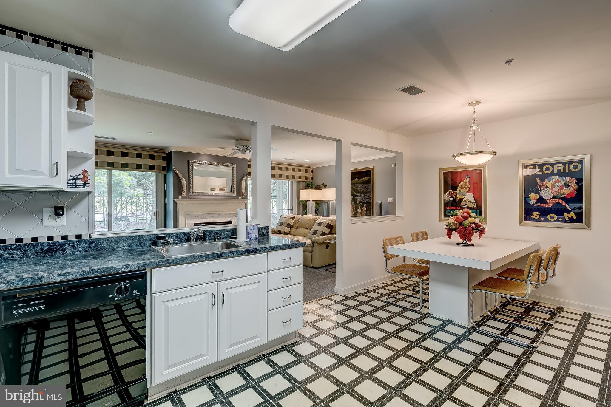 GREY ROCK FLATS - Residential