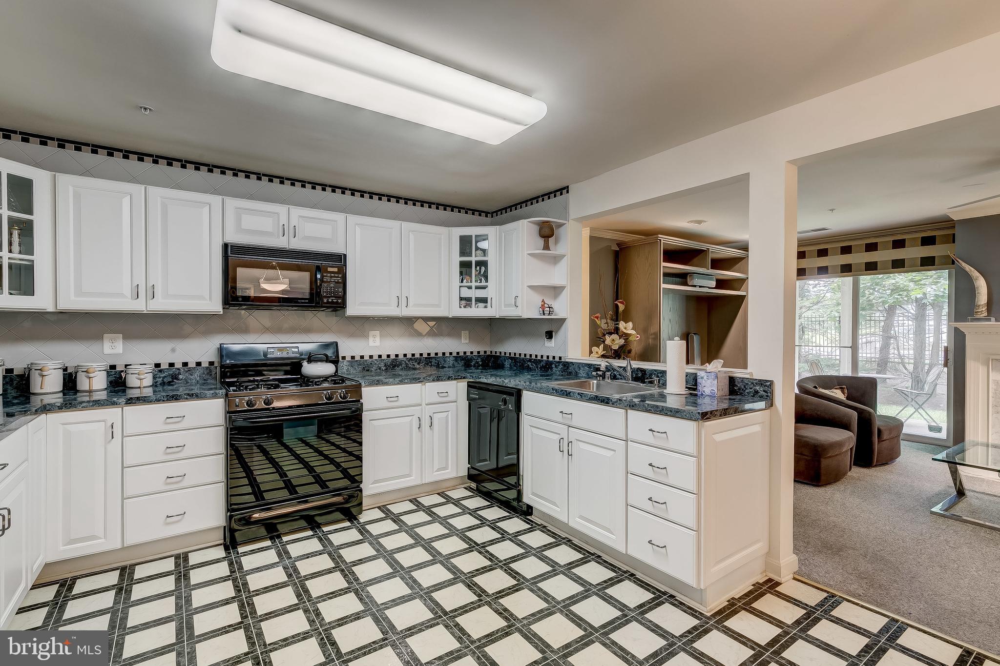 GREY ROCK FLATS - Residential