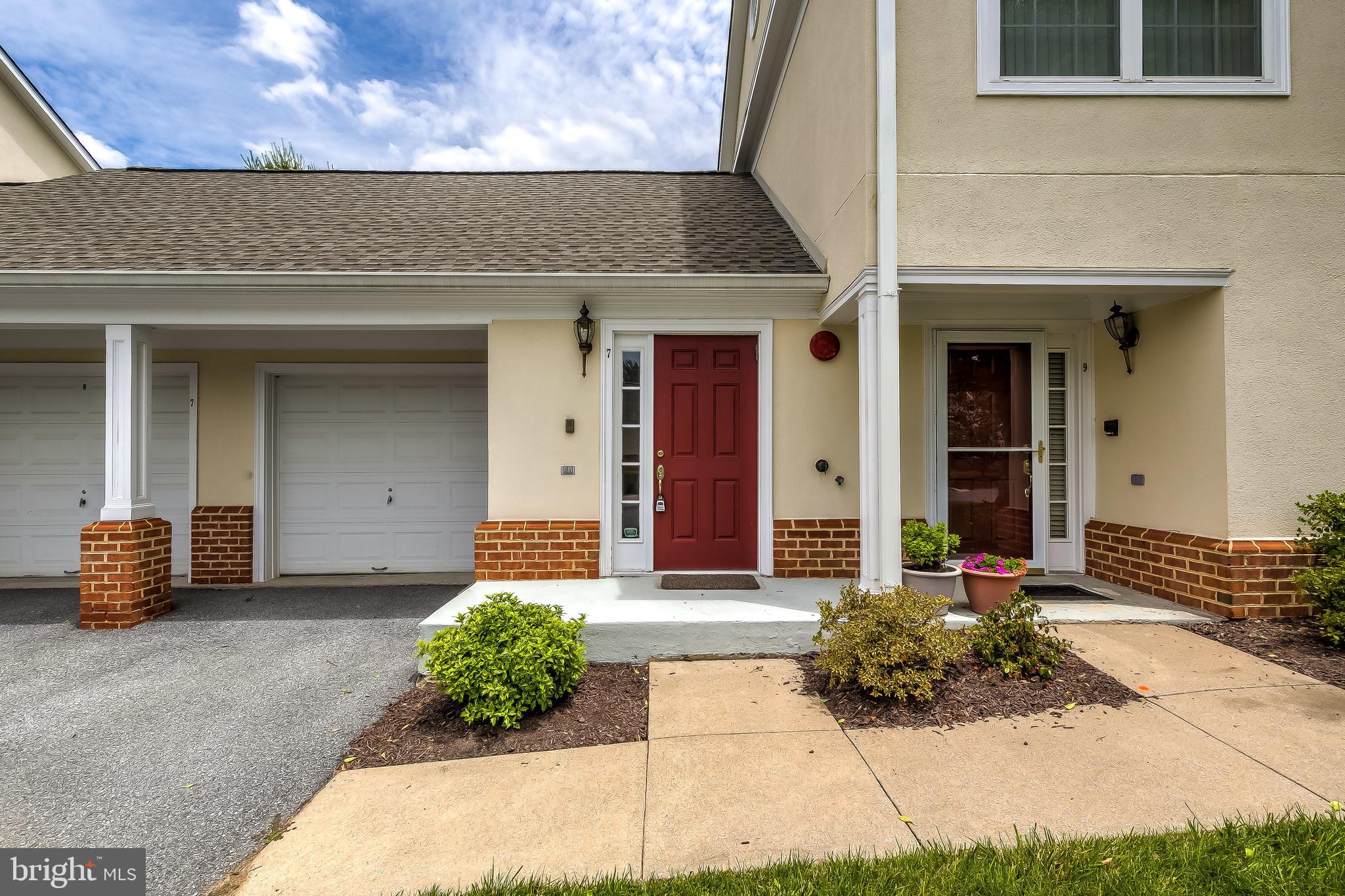 GREY ROCK FLATS - Residential