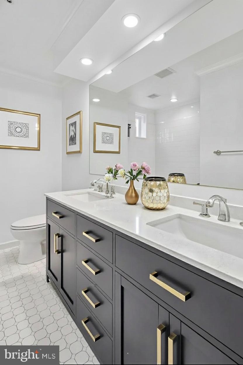 TANTALLON ON THE POTOMAC - Residential