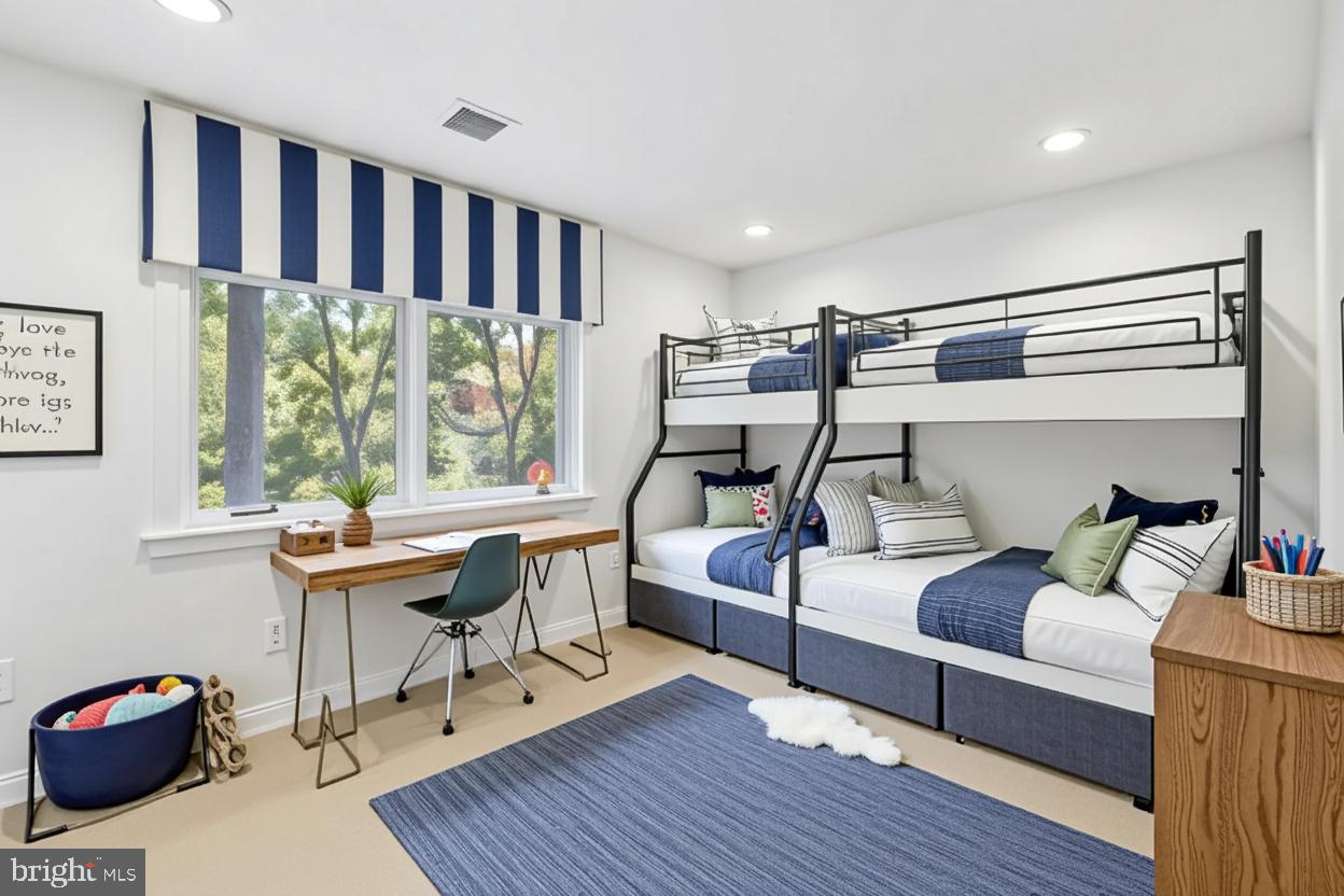 TANTALLON ON THE POTOMAC - Residential