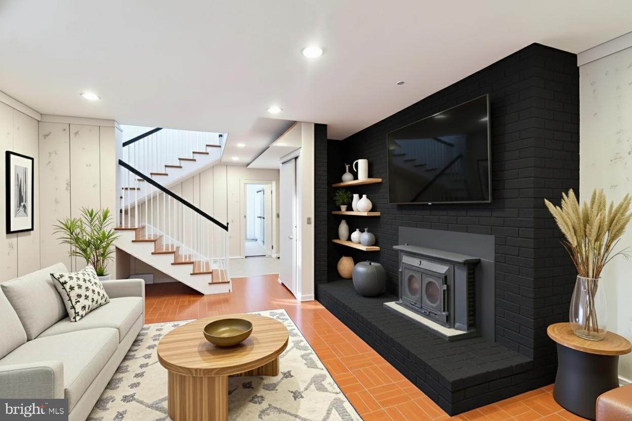 TANTALLON ON THE POTOMAC - Residential