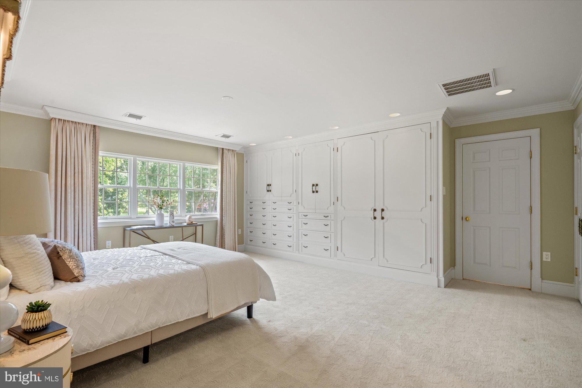 TANTALLON ON THE POTOMAC - Residential