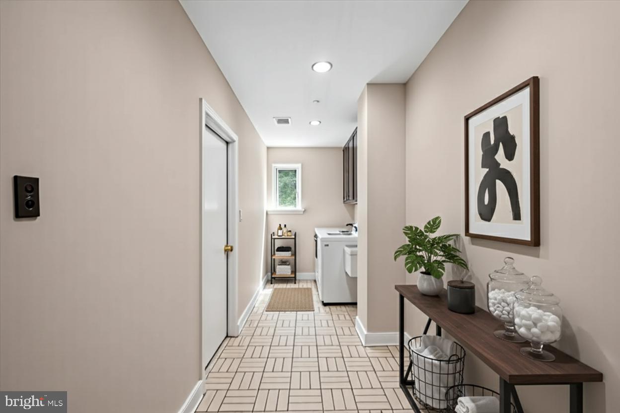 TANTALLON ON THE POTOMAC - Residential