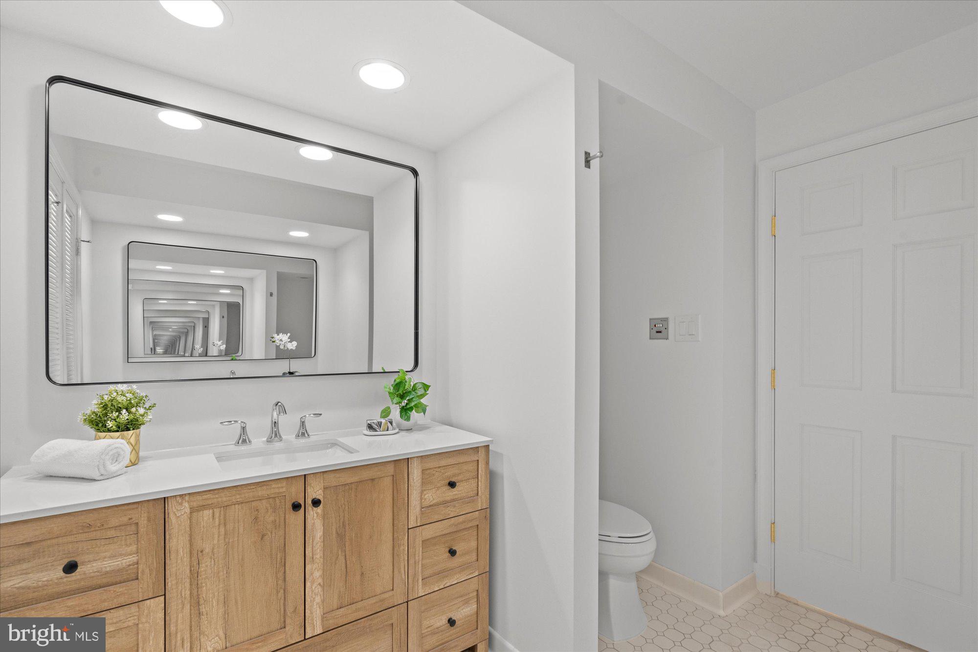 TANTALLON ON THE POTOMAC - Residential