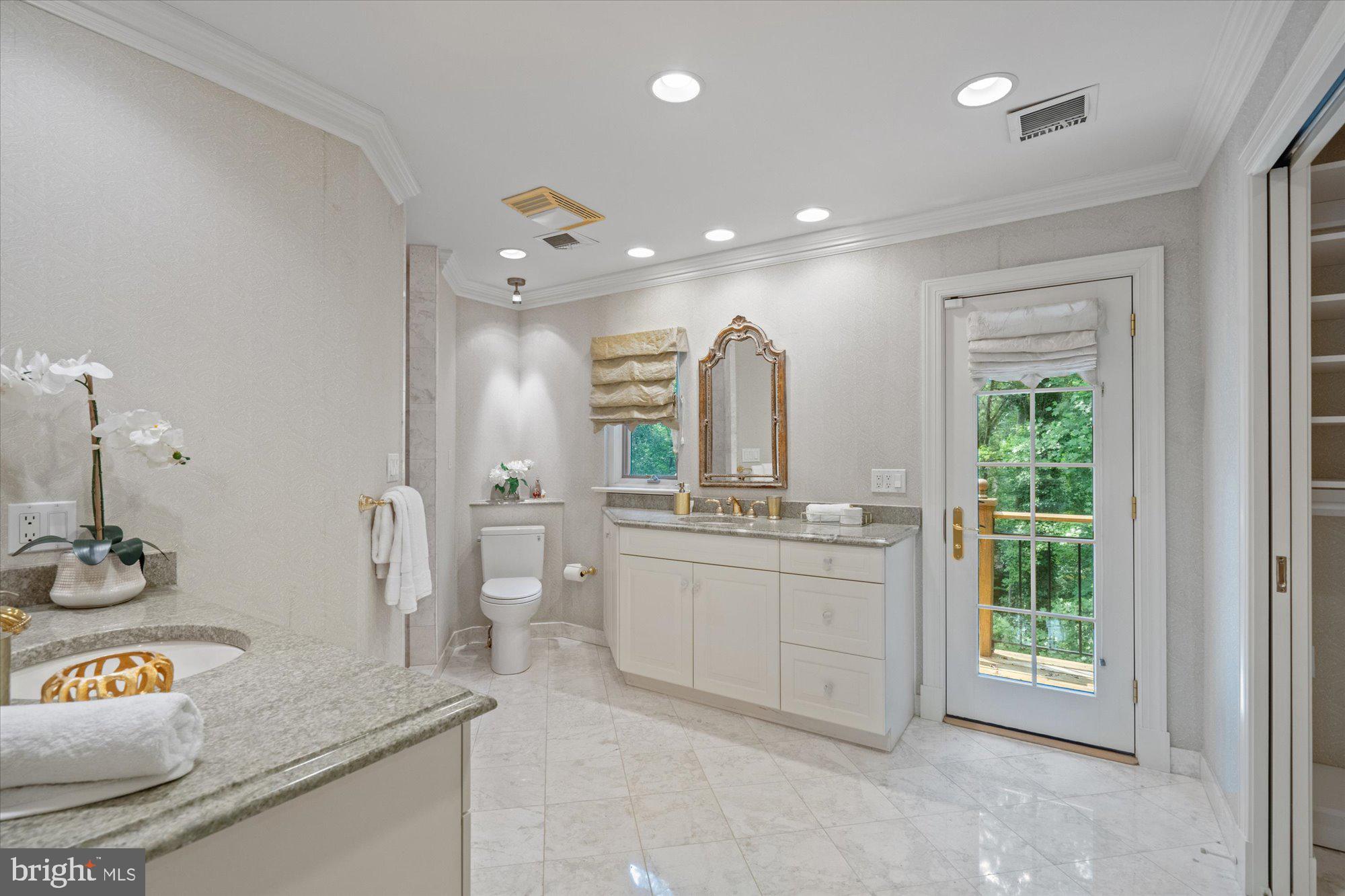 TANTALLON ON THE POTOMAC - Residential