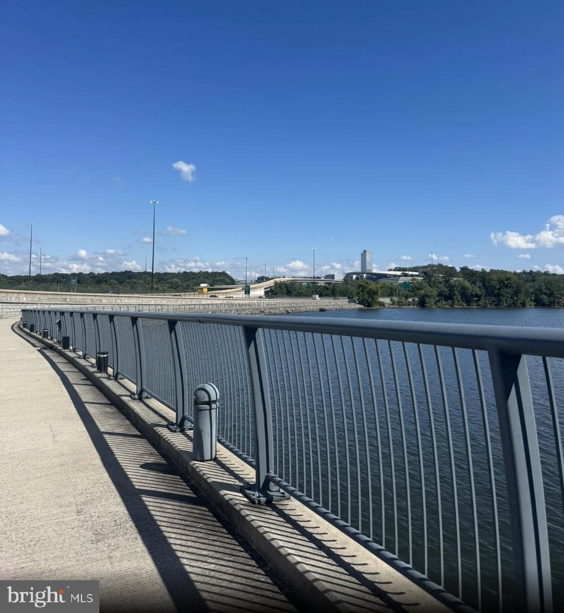 TANTALLON ON THE POTOMAC - Residential