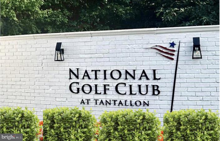 TANTALLON ON THE POTOMAC - Residential
