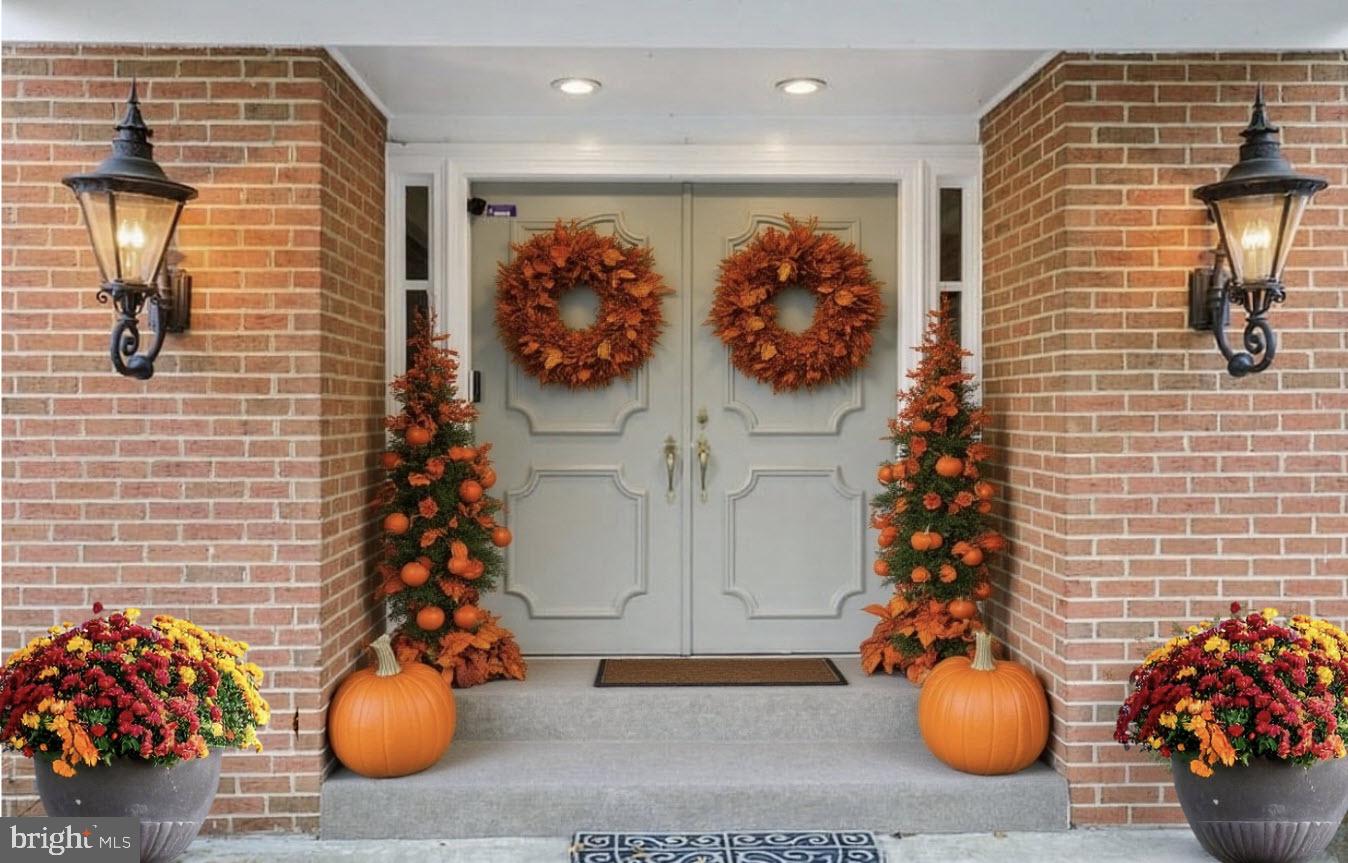 TANTALLON ON THE POTOMAC - Residential