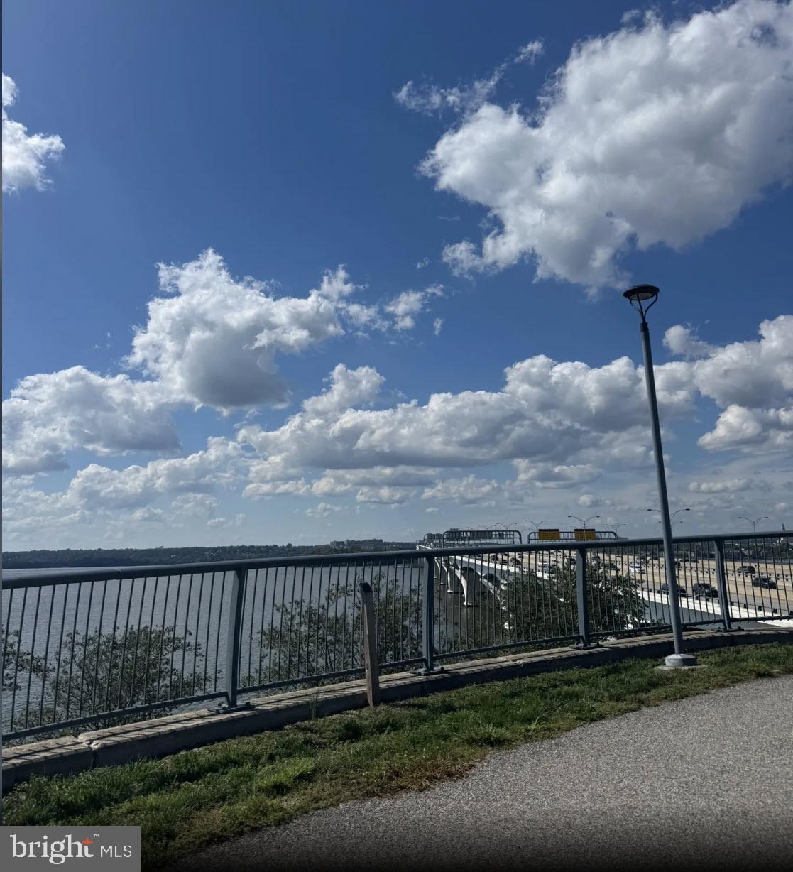 TANTALLON ON THE POTOMAC - Residential