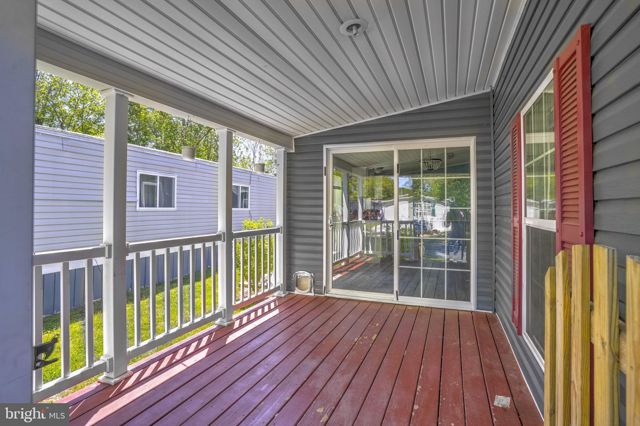 BOONE'S MOBILE ESTATES - Residential