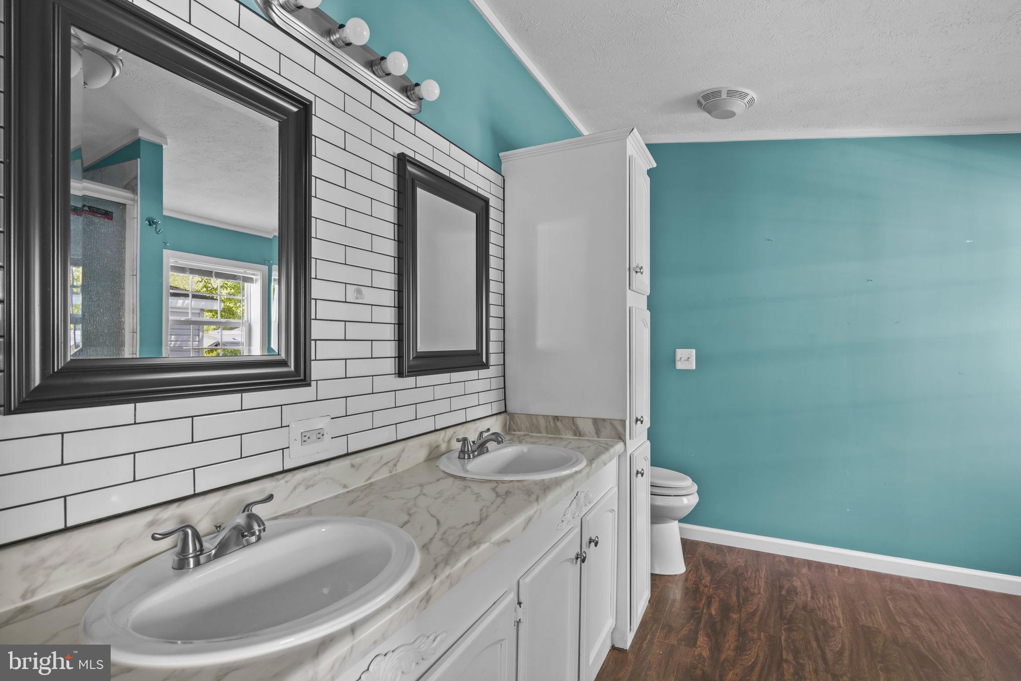 BOONE'S MOBILE ESTATES - Residential