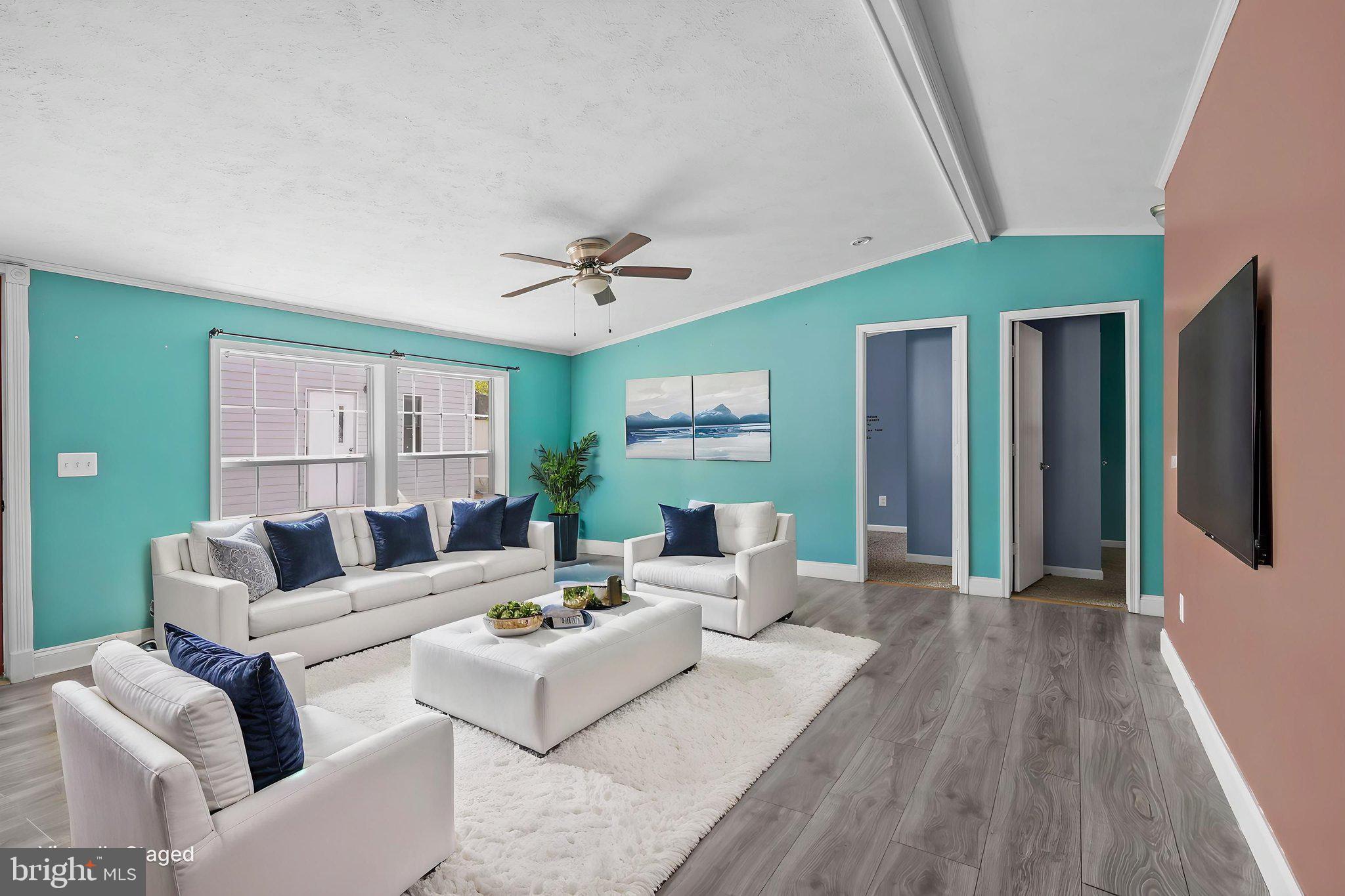 BOONE'S MOBILE ESTATES - Residential
