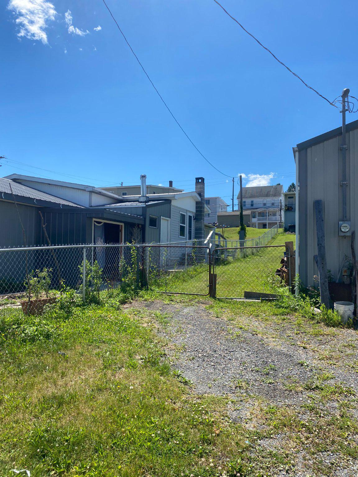 206 W EARLY AVENUE