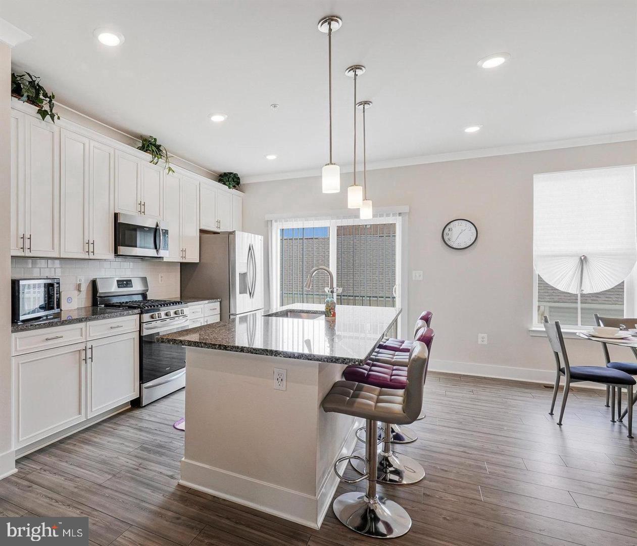 ST. CHARLES TOWNS - Residential