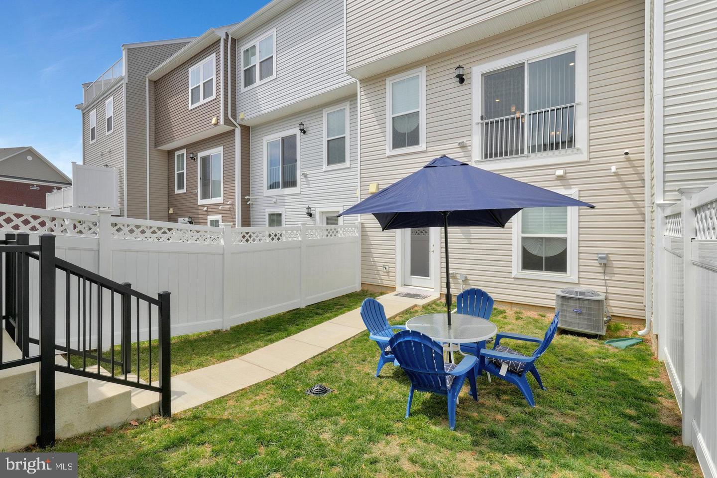 ST. CHARLES TOWNS - Residential