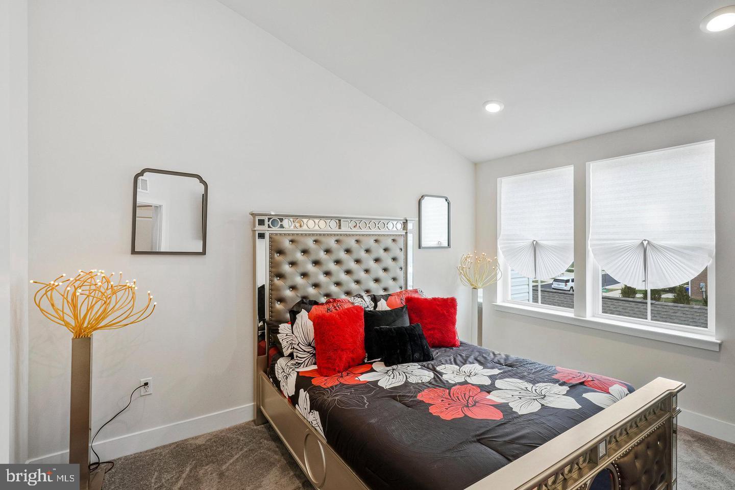 ST. CHARLES TOWNS - Residential