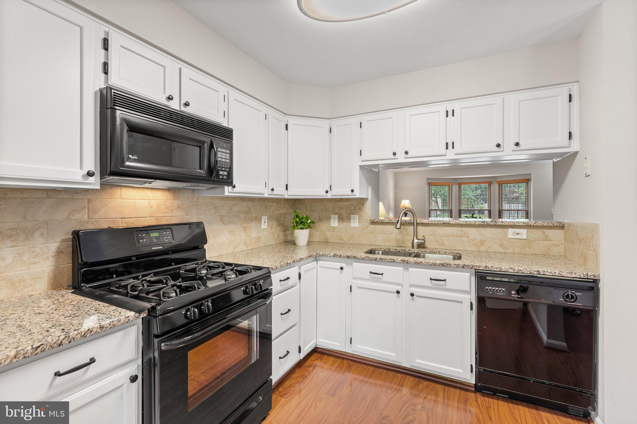 KINGSTOWNE - Residential