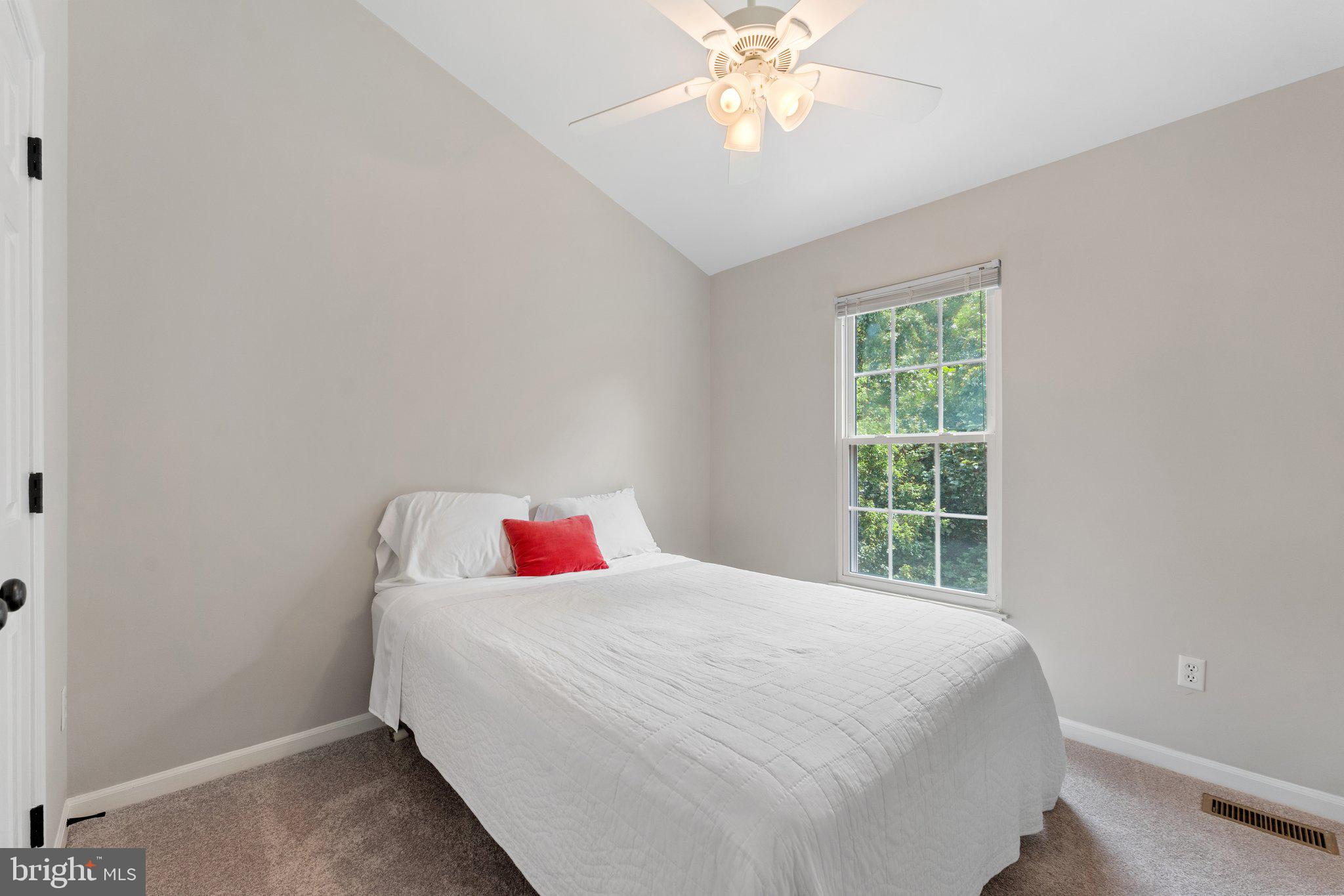 KINGSTOWNE - Residential