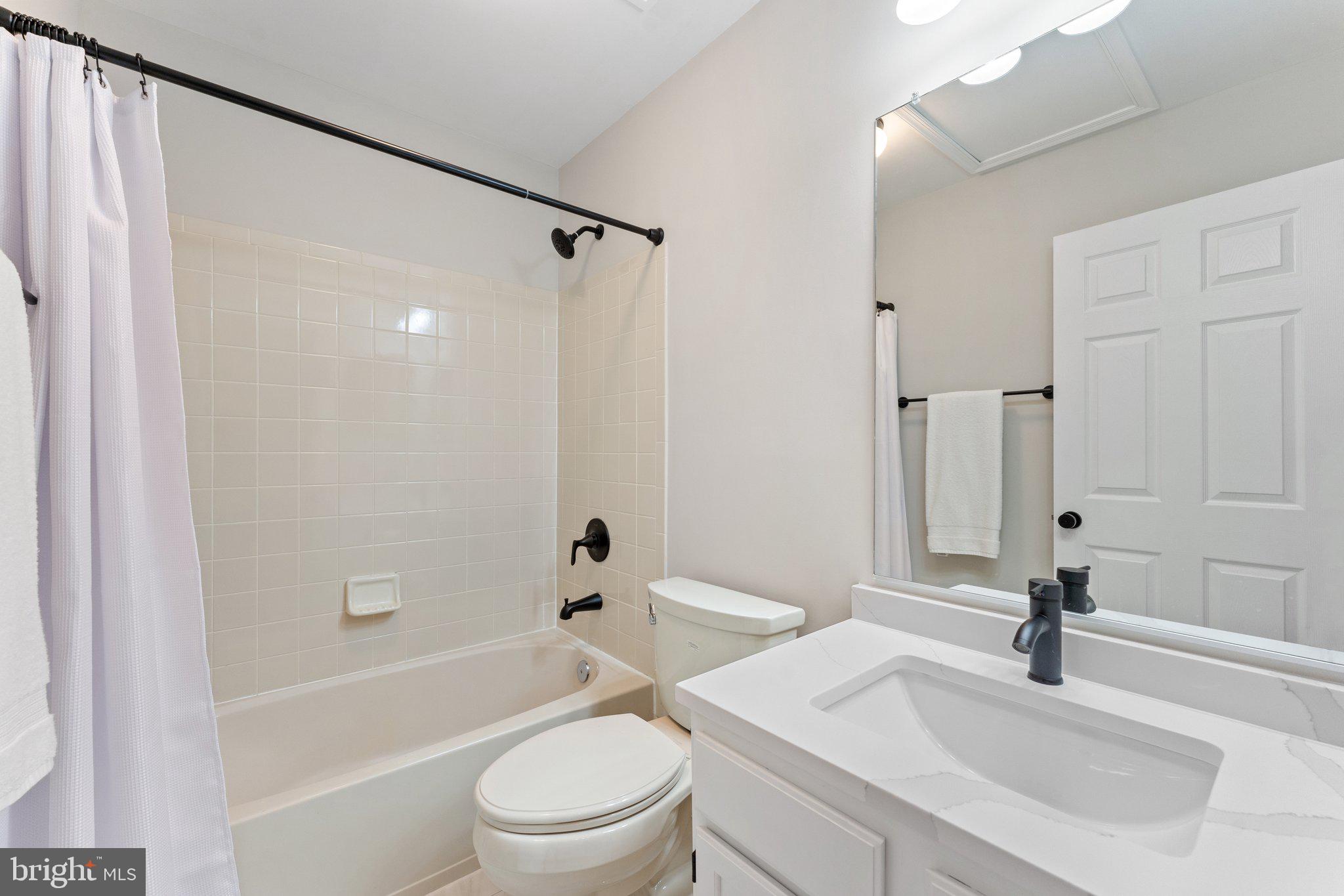 KINGSTOWNE - Residential