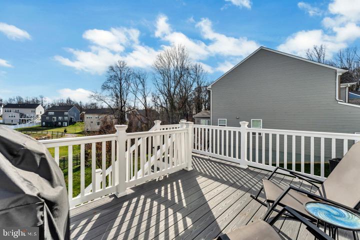 MARLBORO RIDING - Residential