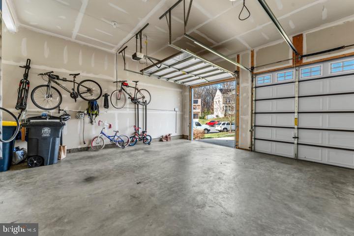 MARLBORO RIDING - Residential