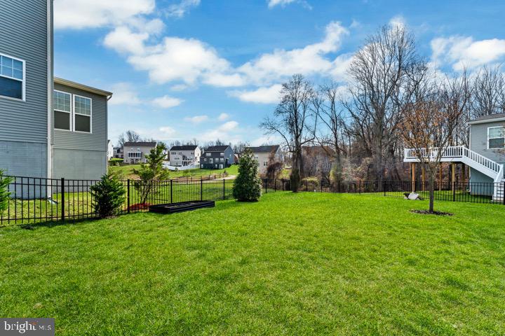 MARLBORO RIDING - Residential