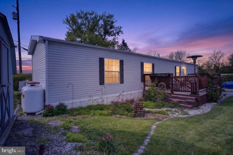 Mobile Home For Sale - 39 Country Club Rd W Rd<br/> NORTHAMPTON, PA 18067
