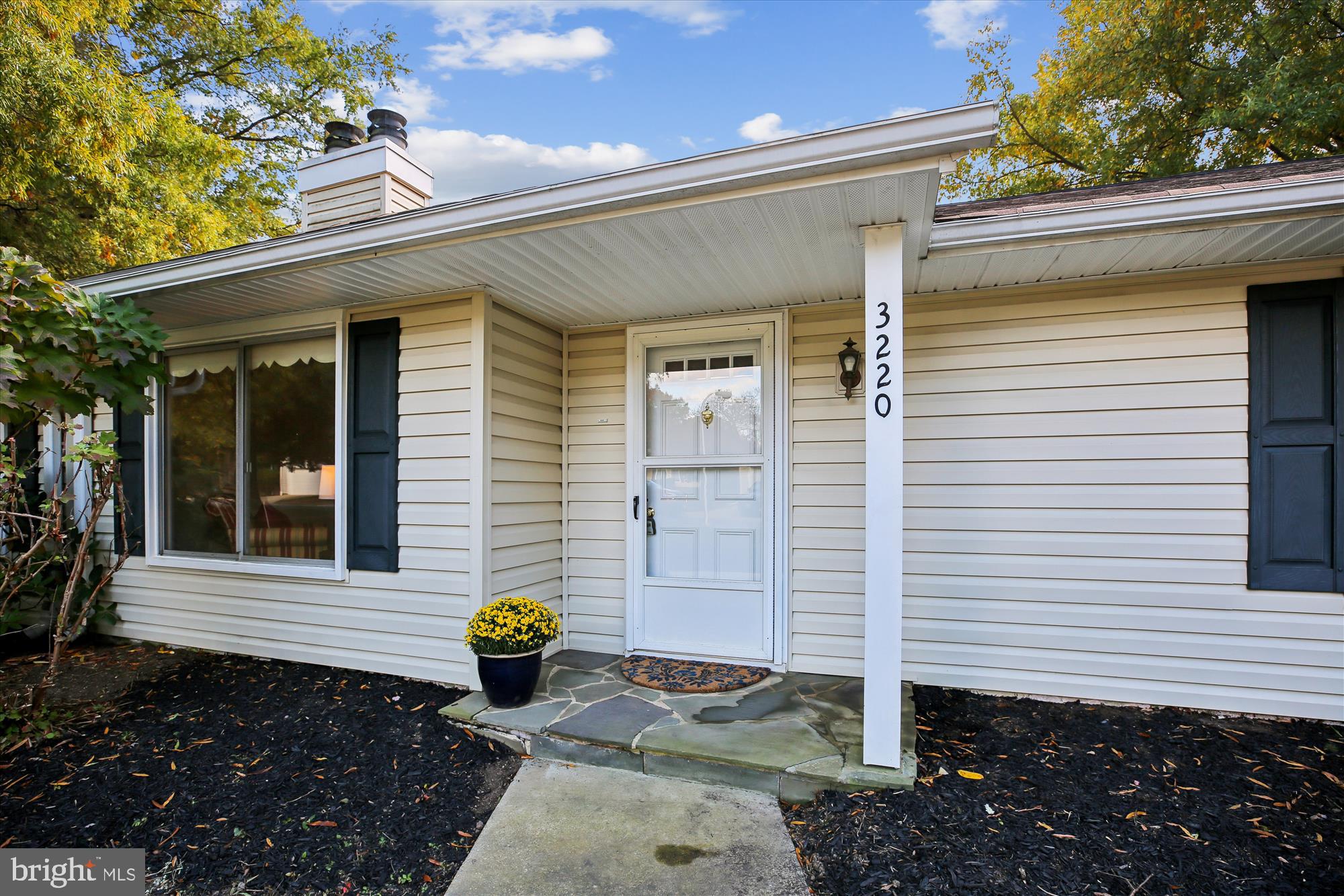 3220 LUDHAM DRIVE 196A