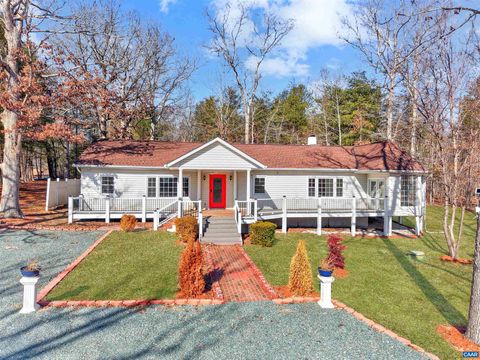 347 CLARKS TRACT KESWICK VA 22947