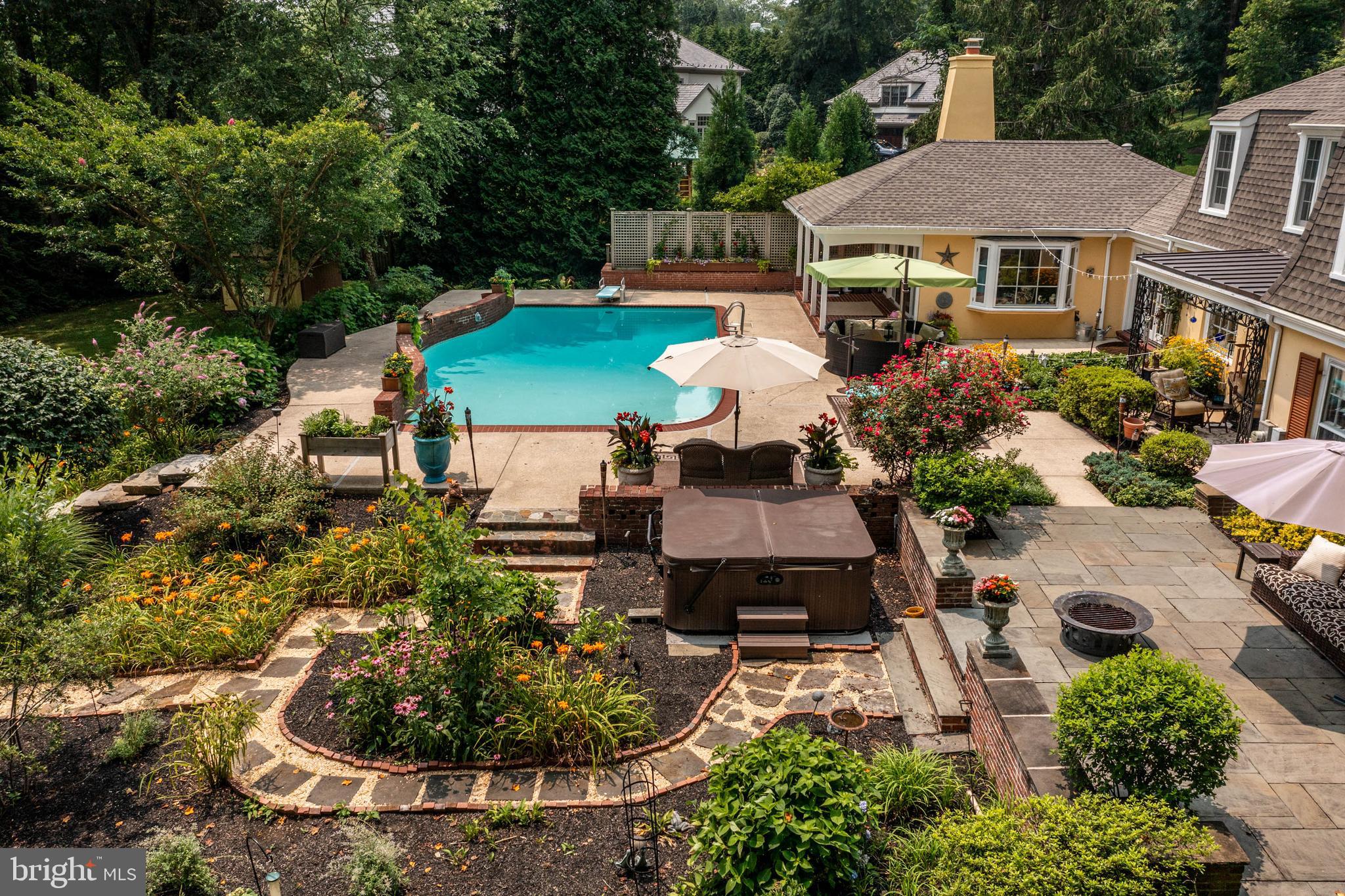 BRYN MAWR - Residential