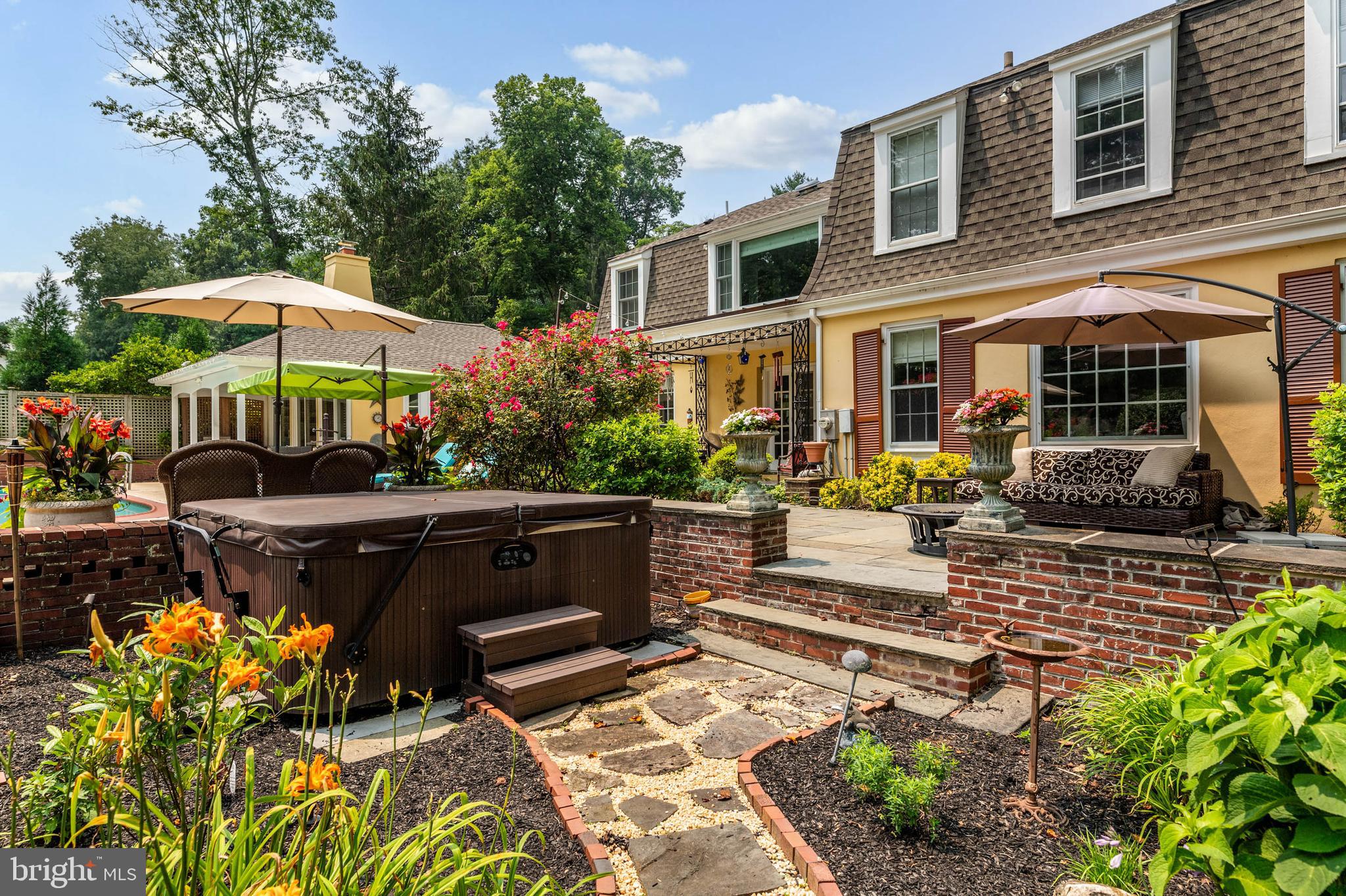 BRYN MAWR - Residential