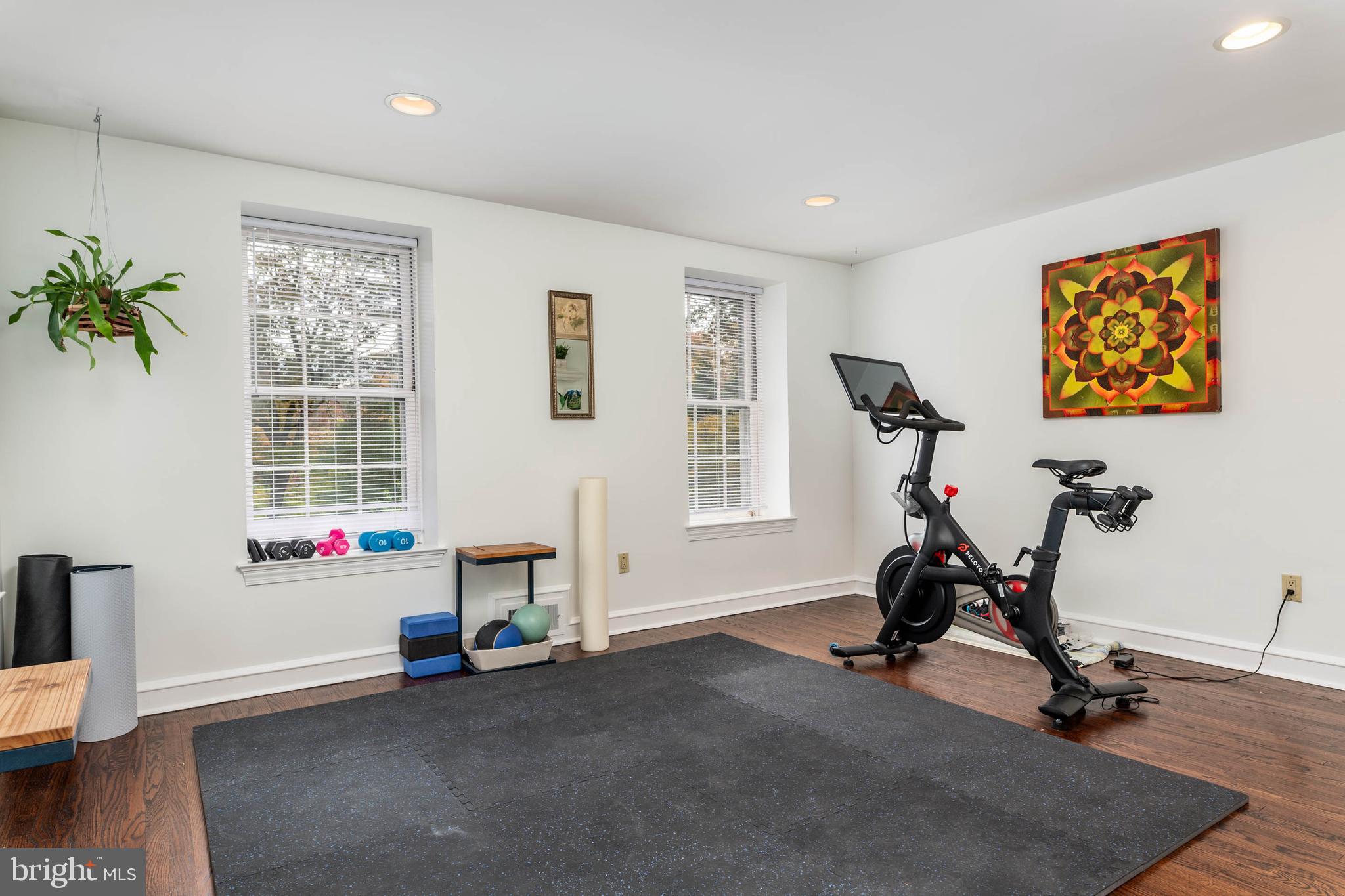 BRYN MAWR - Residential